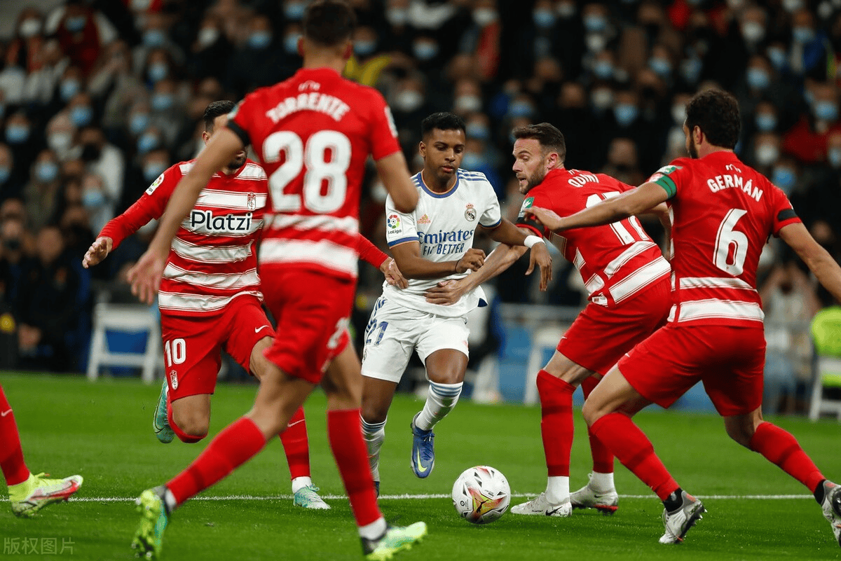 弗赖堡vs圣保利比分